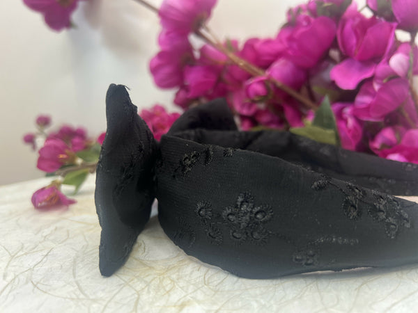 Bow Headband: Noir Elegance