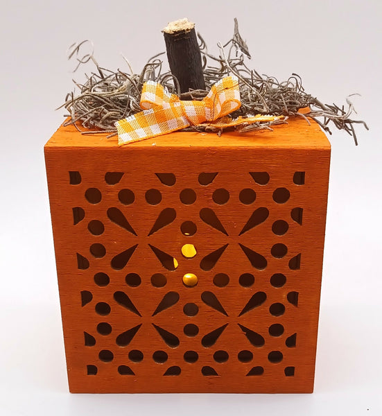Wooden Pumpkin with tealight