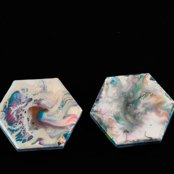 Hexagonal acrylic pour refrigerator magnets