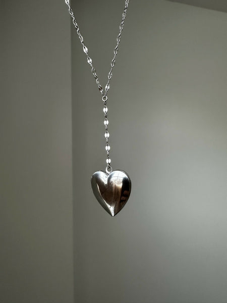 Silver Lariat Locket 01
