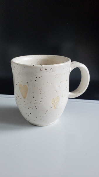 MUG - SPECKLED WITH MINI HEARTS