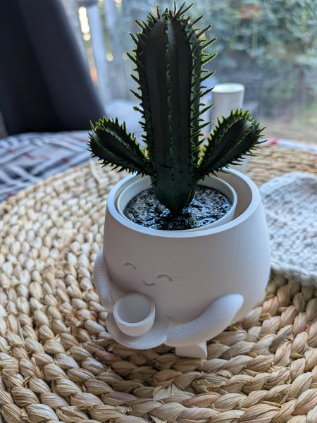 Tea Time Planter