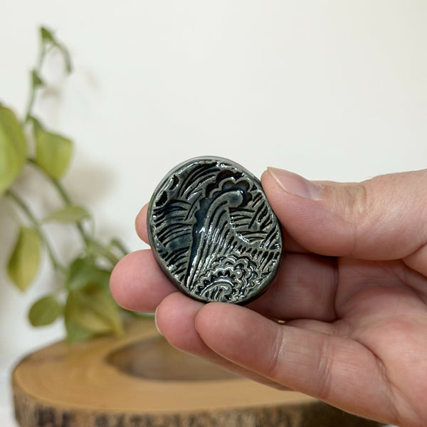 Blue wave patterned calming stone