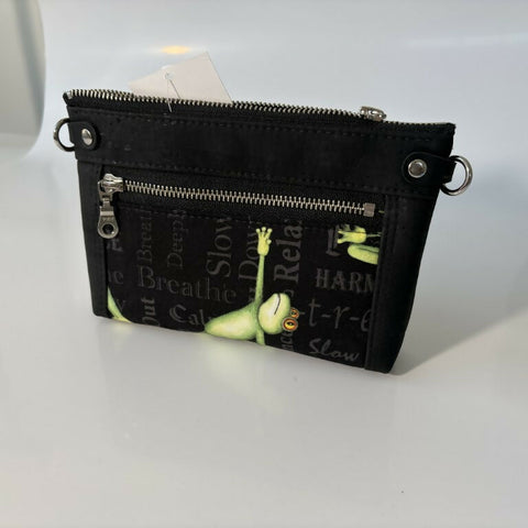 Devon Pouch Cork - Yoga Frog
