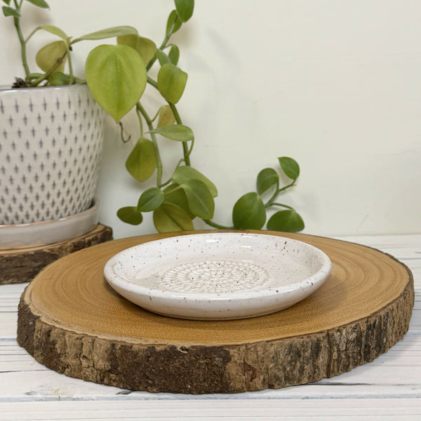 White speckled garlic grater
