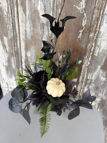 Spooky Vibes Floral Workshop