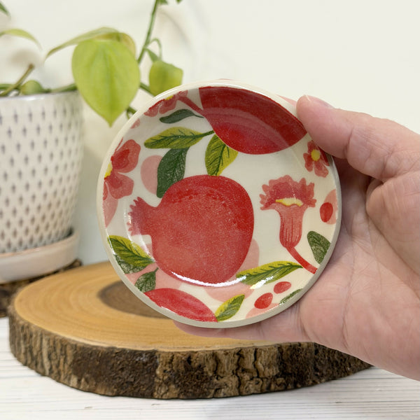 Pomegranate patterned ring dish