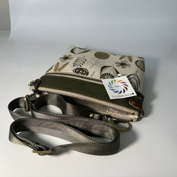 Izzy’s Mom xBody - Green Cork