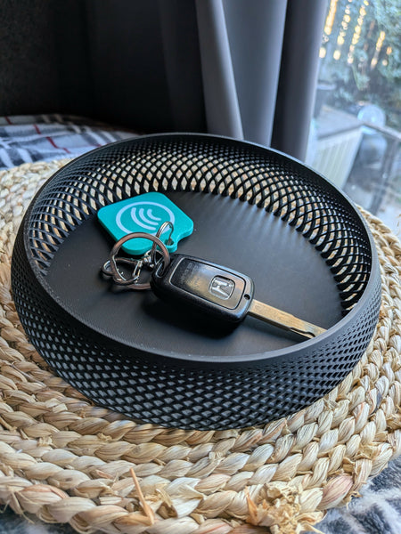Modern Mesh Catch-All Tray