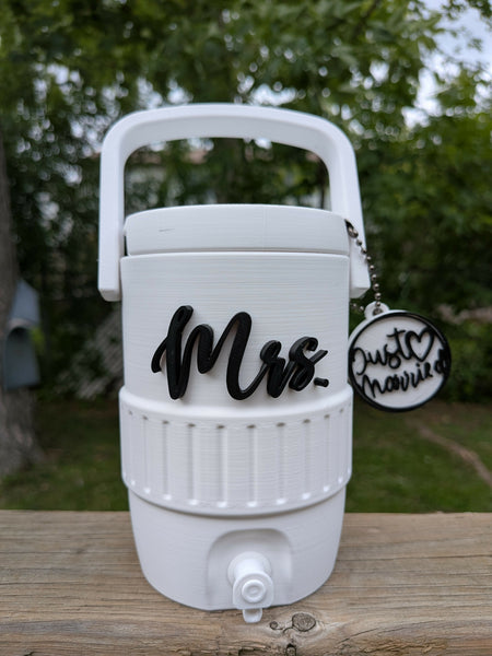 Mrs. Koozie + Just Married Tab Opener