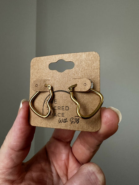 Small Heart Hoops - Gold