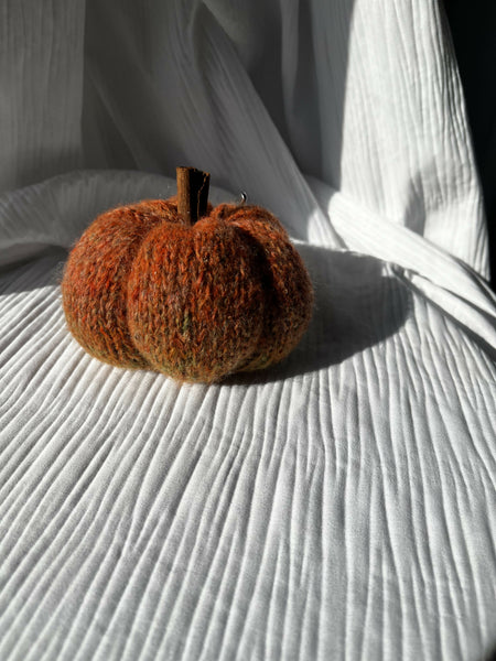 crochet and knit pumpkins