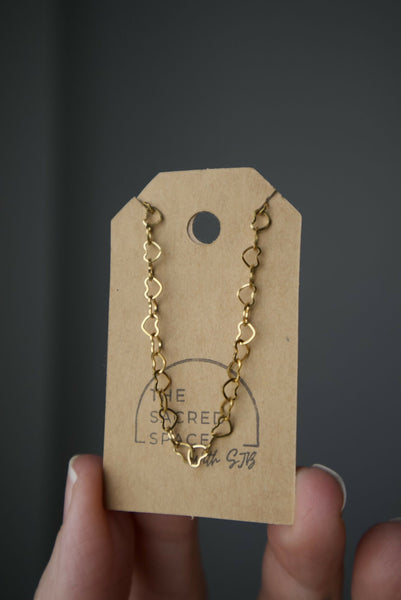 Linked Heart Bracelet - Gold - Unique Town Boutique