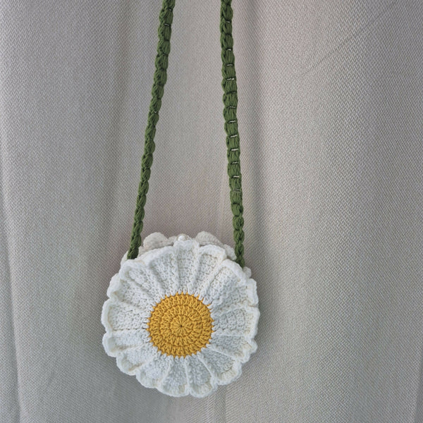 Yarn By Zee Crochet Daisy Purse