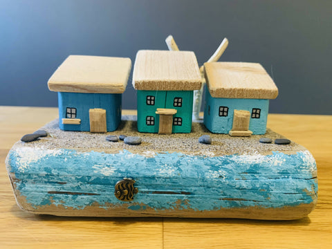 Beach houses strip